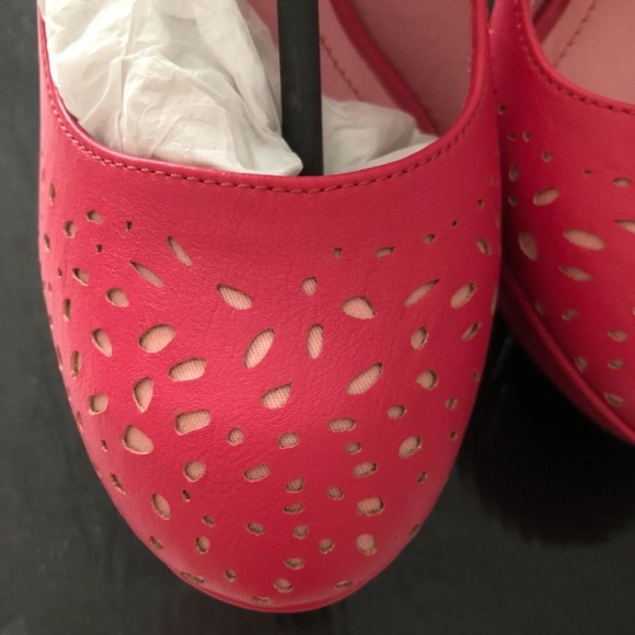 JustFab Heels - Picture 3 of 4